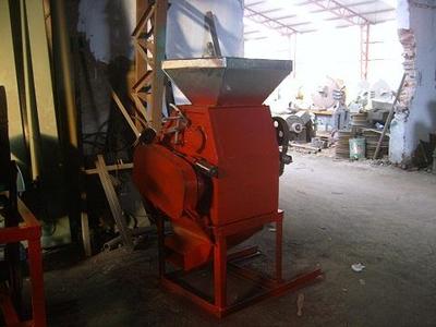 安康市采购燕麦压扁机报价参考及临沂大华机械厂产品简介